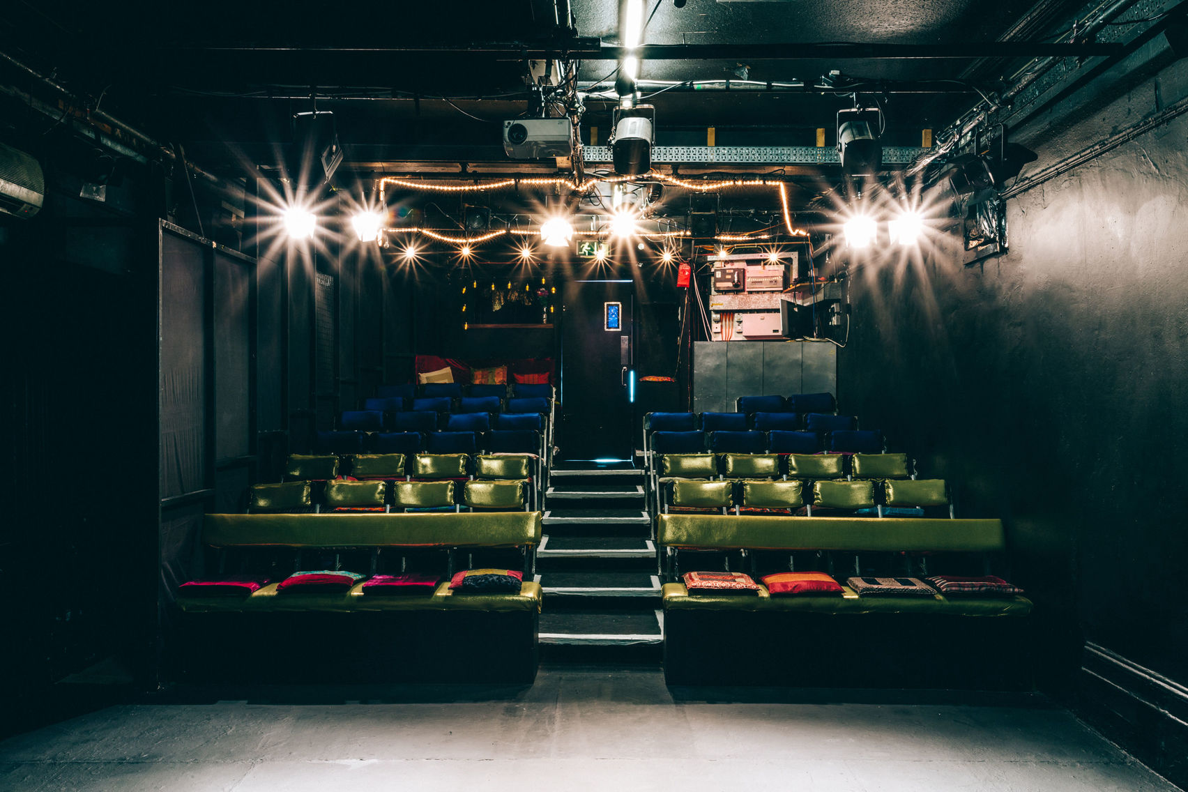 Book Theatre Space, Rosemary Branch Theatre (London) HeadBox