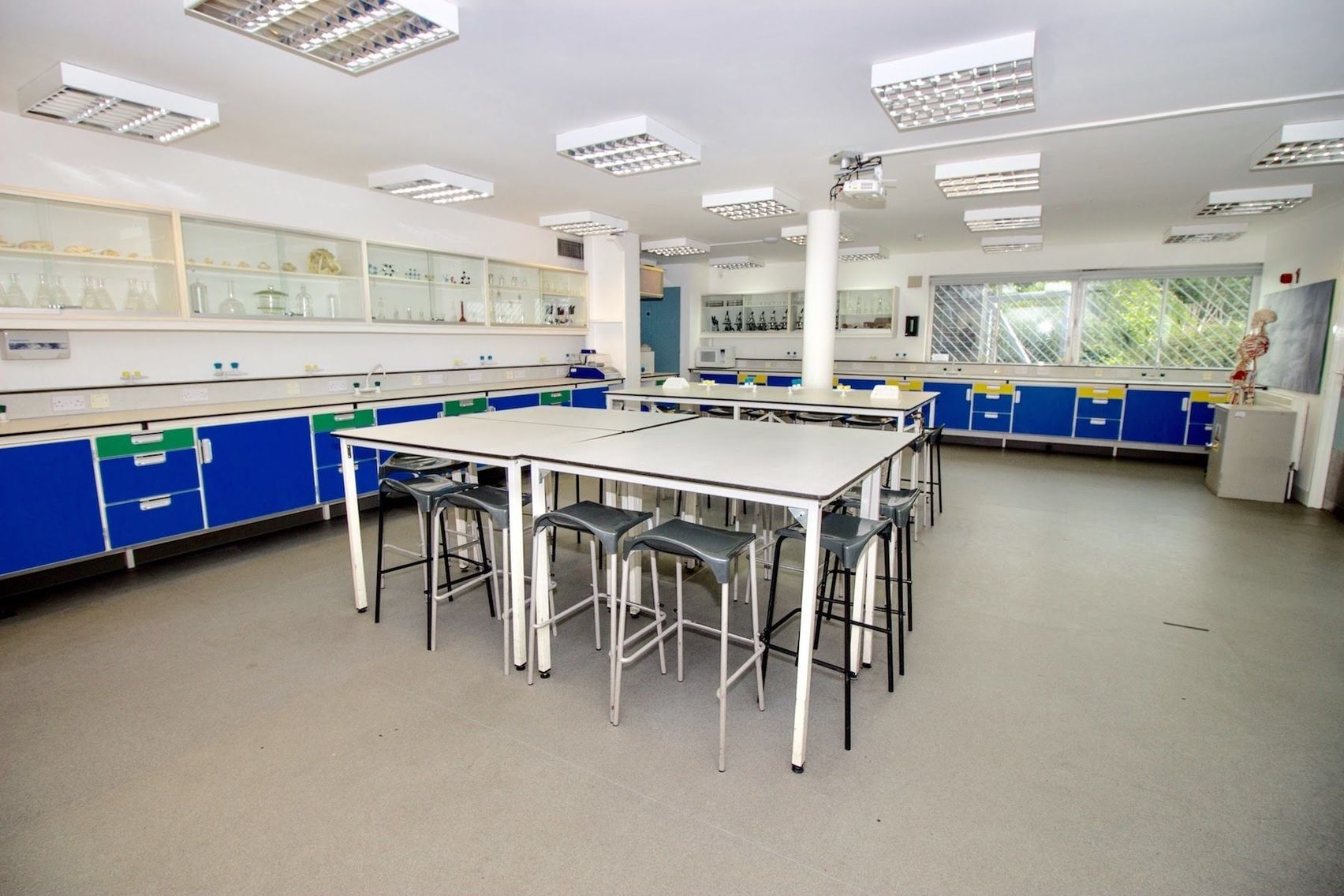 Book The Lab, Techniquest Cardiff (Cardiff) HeadBox